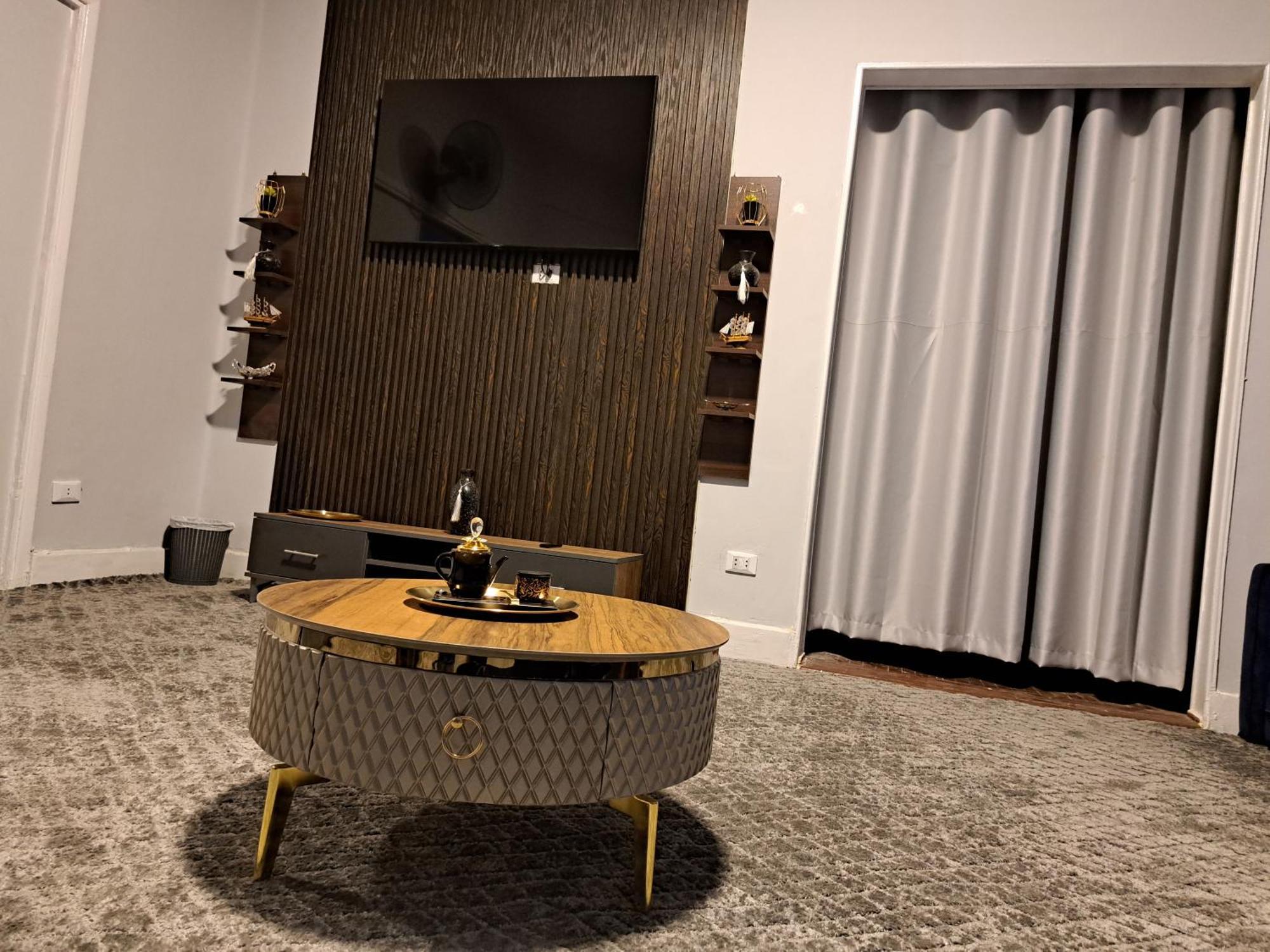 Downtown Apartament *