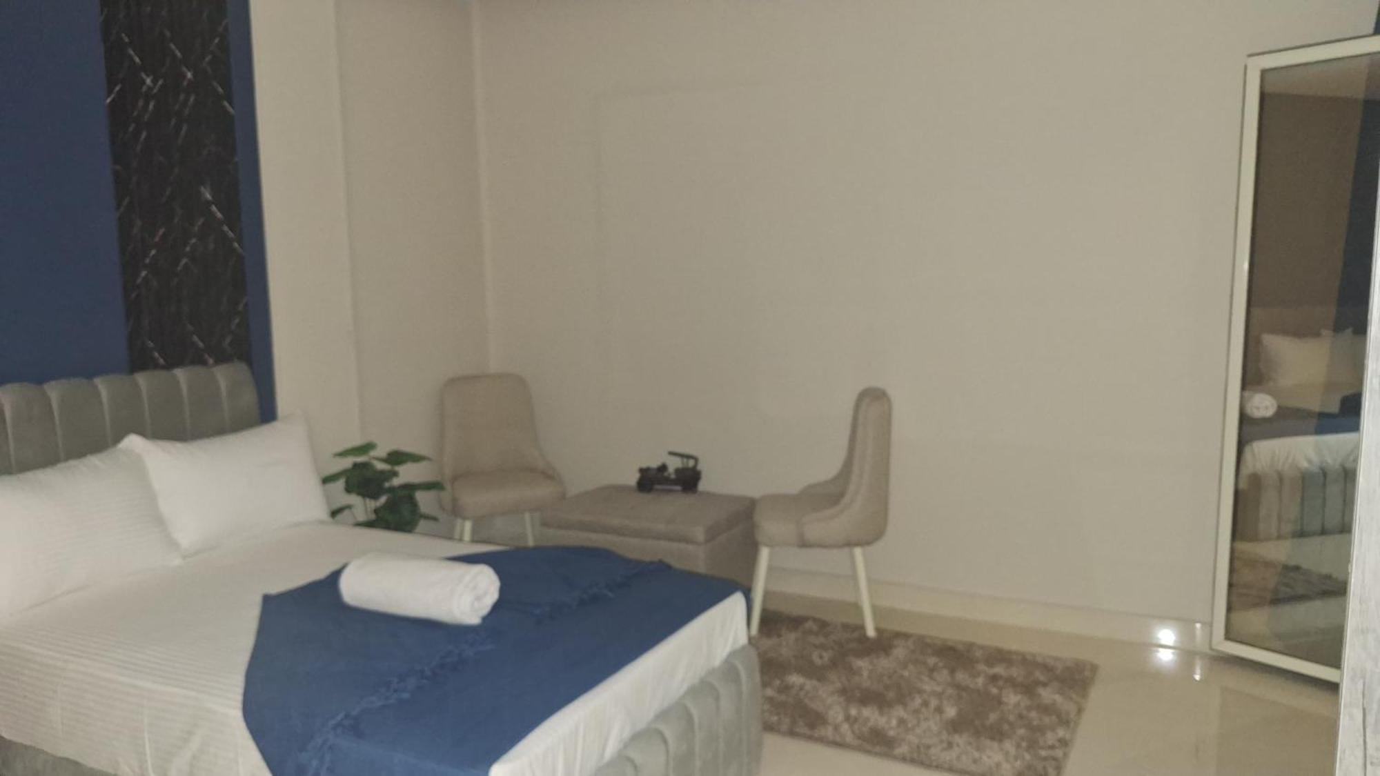Downtown Apartament *